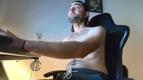 Jan5676 online show from November 28, 6:54 pm