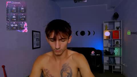 tobi_yours online show from September 27, 3:21 pm