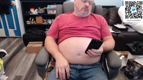 Snapshot of toddbator chatting on January 30, 1:22 am Todd Bator online show from January 30, 1:22 am
