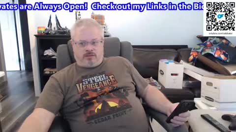 Snapshot of toddbator chatting on March 5, 8:12 pm Todd Bator online show from March 5, 8:12 pm