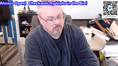 Snapshot of toddbator chatting on March 4, 6:07 pm Todd Bator online show from March 4, 6:07 pm