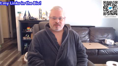 Snapshot of toddbator chatting on February 3, 3:59 pm Todd Bator online show from February 3, 3:59 pm