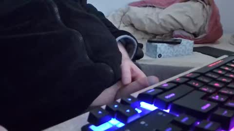 tolon408472 online show from March 12, 2:03 pm