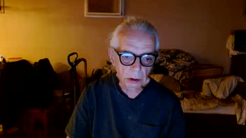 Snapshot of tom112292014 chatting on October 8, 2:05 am tom112292014 online show from October 8, 2:05 am