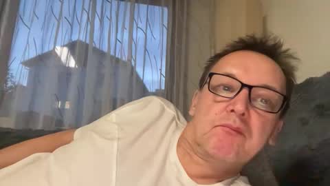 Tom online show from January 10, 4:11 pm