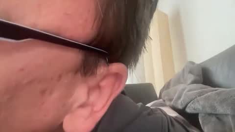 Tom online show from May 10, 2:07 pm