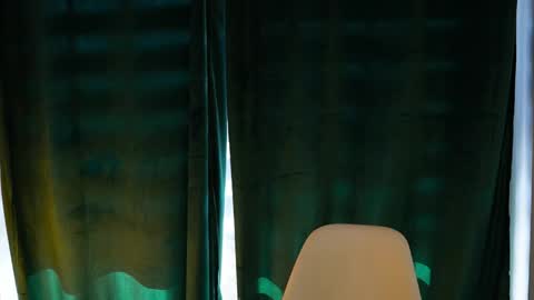 Tom online show from April 23, 7:13 am