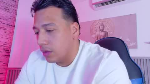 Tom muscle1 online show from March 20, 12:09 pm