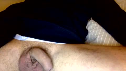 tom_uk33 online show from February 12, 2:06 am