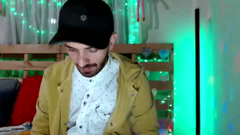 tomas gerauld. make me happy with 10000 tokens online show from February 3, 1:58 am