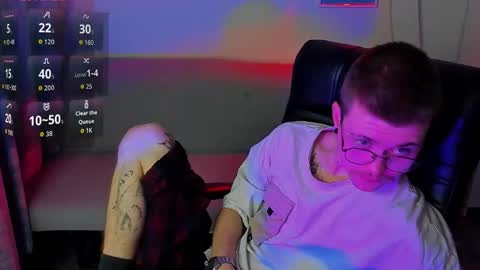 tomas_norton online show from April 25, 9:01 pm