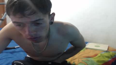 tomas_turbado_ online show from March 10, 5:24 am