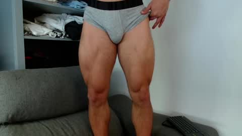 Snapshot of tomasmv chatting on February 14, 11:10 am ONLYFANS50 OFF TODAY online show from February 14, 11:10 am