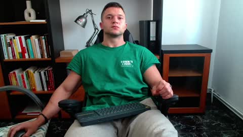 Snapshot of tomasmv chatting on December 29, 10:12 am ONLYFANS50 OFF TODAY online show from December 29, 10:12 am