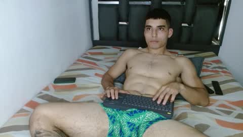 tomaz_18 online show from March 2, 5:53 pm