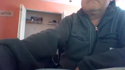 Snapshot of tomcat4848 chatting on January 14, 3:04 pm tomcat4848 online show from January 14, 3:04 pm