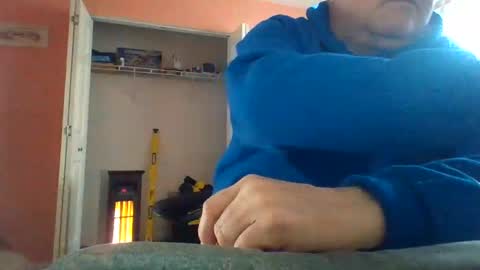 Snapshot of tomcat4848 chatting on October 26, 1:46 pm tomcat4848 online show from October 26, 1:46 pm