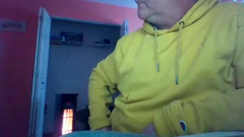 Snapshot of tomcat4848 chatting on February 15, 12:54 pm tomcat4848 online show from February 15, 12:54 pm