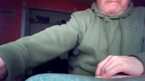Snapshot of tomcat4848 chatting on January 26, 2:24 am tomcat4848 online show from January 26, 2:24 am