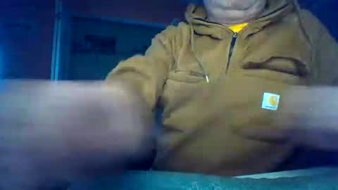 Snapshot of tomcat4848 chatting on December 21, 1:26 am tomcat4848 online show from December 21, 1:26 am