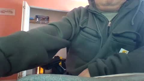Snapshot of tomcat4848 chatting on January 24, 6:04 pm tomcat4848 online show from January 24, 6:04 pm