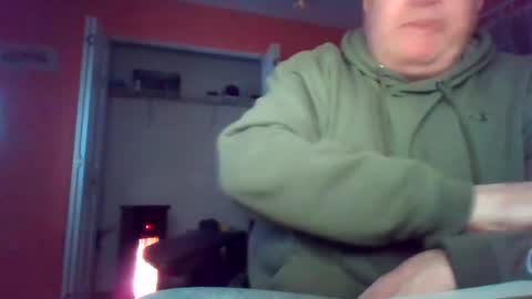 Snapshot of tomcat4848 chatting on February 14, 1:02 am tomcat4848 online show from February 14, 1:02 am