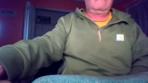 Snapshot of tomcat4848 chatting on December 11, 6:27 am tomcat4848 online show from December 11, 6:27 am