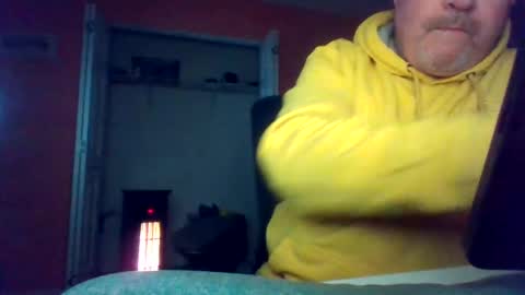 Snapshot of tomcat4848 chatting on January 22, 2:37 am tomcat4848 online show from January 22, 2:37 am