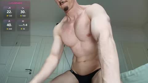 tomcat68698 online show from April 23, 11:51 pm