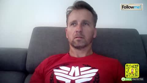 Snapshot of tomhardic chatting on October 27, 11:01 am TOM online show from October 27, 11:01 am