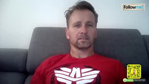 Snapshot of tomhardic chatting on October 22, 7:38 pm TOM online show from October 22, 7:38 pm