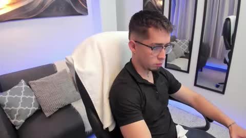 Tomas online show from March 17, 3:42 am