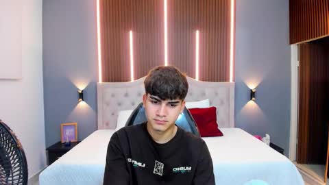 Tommy  online show from October 16, 4:09 am