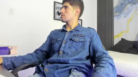 Tommy  online show from April 25, 6:38 pm