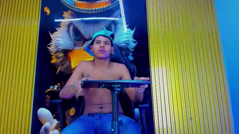 tommy_bigcock19 online show from November 16, 12:29 pm