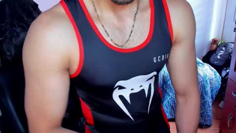 Twitter BreddTommy IG tommy bredd online show from November 25, 8:22 pm