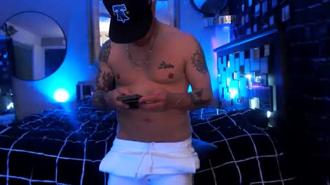 Tommy online show from April 22, 11:04 am