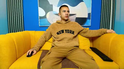 TOMMY  online show from February 4, 12:33 pm