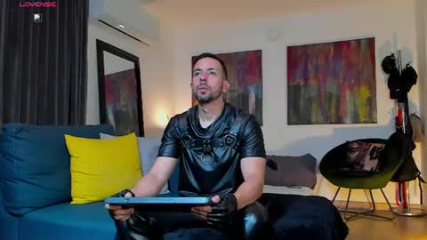 tommy_raym0ndg online show from June 28, 4:40 am
