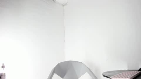 Snapshot of tommy_sccott chatting on October 20, 3:10 am tommy_sccott online show from October 20, 3:10 am