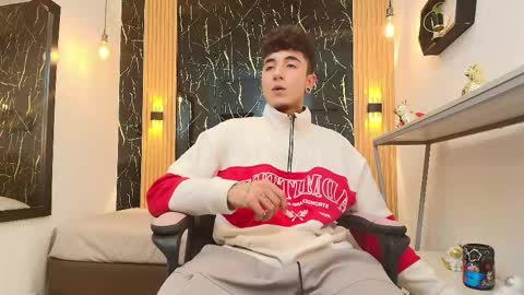 tommy_will online show from January 14, 3:11 am