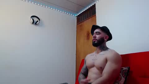 Steven online show from February 10, 2:59 pm
