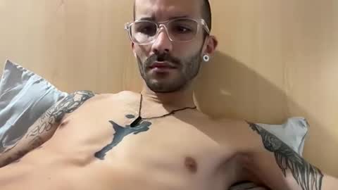 TOMMYDESIREX online show from April 28, 10:47 pm