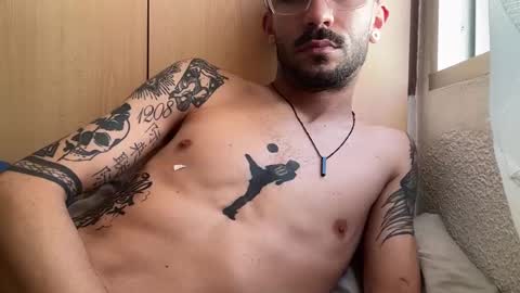 TOMMYDESIREX online show from May 20, 12:44 pm
