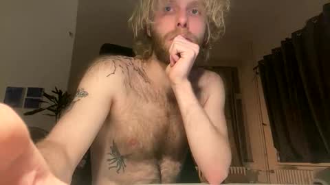 Snapshot of tommyg6420 chatting on October 4, 6:46 pm First Show ever 3 online show from October 4, 6:46 pm