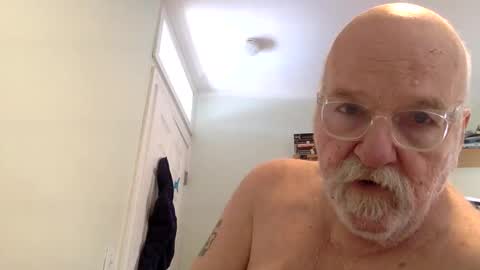 tommyknocker1 online show from March 19, 2:31 pm