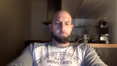 Snapshot of tommyx01 chatting on February 3, 8:13 pm Thomas Fit online show from February 3, 8:13 pm