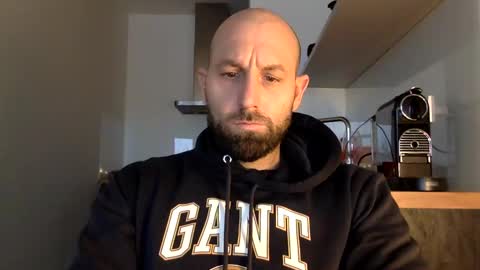 Snapshot of tommyx01 chatting on January 3, 7:49 am Thomas Fit online show from January 3, 7:49 am