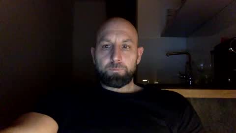 Snapshot of tommyx01 chatting on February 11, 9:46 pm Thomas Fit online show from February 11, 9:46 pm