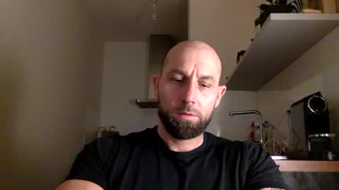 Snapshot of tommyx01 chatting on March 2, 5:20 pm Thomas Fit online show from March 2, 5:20 pm